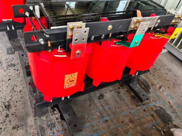 大容量丰满丰满丰满干式变压器 1250kVA‑2500kVA丰满丰满丰满干式变压器